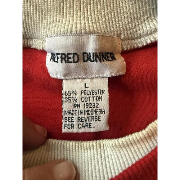 Vintage Alfred Dunner Women's Red Embroidered 90s Plaid Bears Sweatshirt Large - Picture 6 of 7